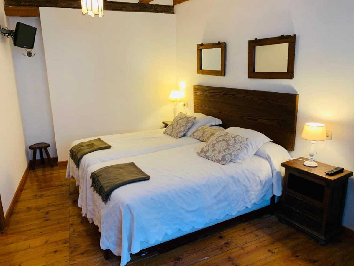 Argonz Etxea Hotel Urzainqui Ngoại thất bức ảnh